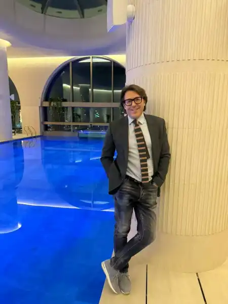 / Світська хроніка Філіп Кіркоров, Діна Аверіна та Дмитро Соловйов, Вікторія Дайнеко та інші на відкритті фітнес-клубу в центрі Москви | INFBusiness