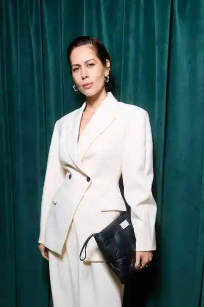 / Світська хроніка Бондарчук, Михалков, Кончаловський: прем'єра кінороману "Хроніки російської революції" | INFBusiness