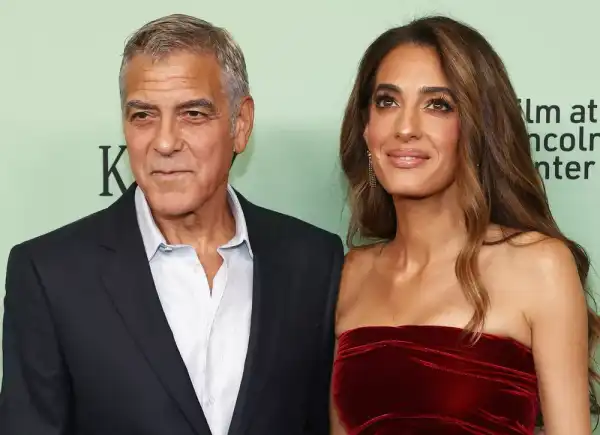 / Світська хроніка Рената Піотровскі, Аврора, Федір та Сергій Бондарчуки на світській прем'єрі серіалу "Арт – це я" | INFBusiness