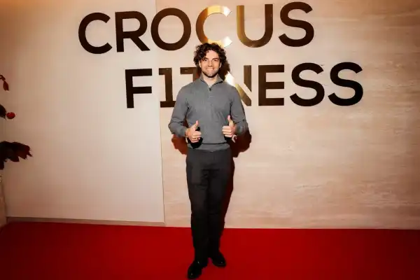 / Світська хроніка Філіп Кіркоров, Діна Аверіна та Дмитро Соловйов, Вікторія Дайнеко та інші на відкритті фітнес-клубу в центрі Москви | INFBusiness