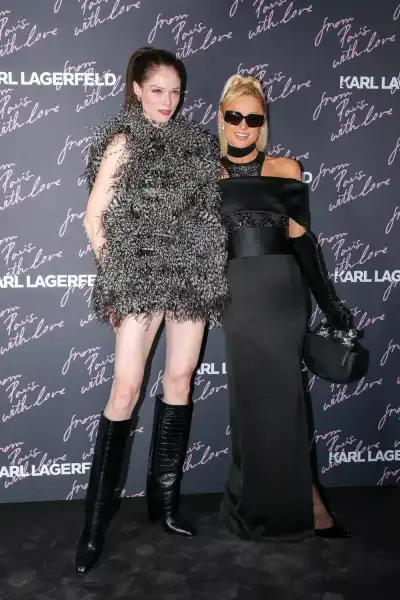 / Світська хроніка Періс Хілтон, Ріта Ора, Кара Делєвінь на модній вечірці у Франції | INFBusiness