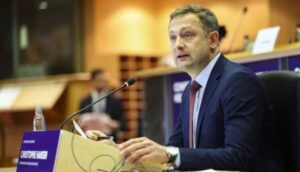 Єврокомісар: ЄС прагне розширити двосторонню торгівлю з Україною. | INFBusiness