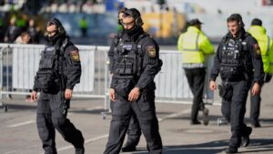 Мюнхенський Октоберфест ненадовго припинився через загрозу вибуху, пов'язану з пожежею в житловому будинку, повідомляє поліція. | INFBusiness