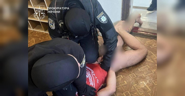 У столиці затримали інструктора з джиу-джитсу за розбещення неповнолітньої (знімки)