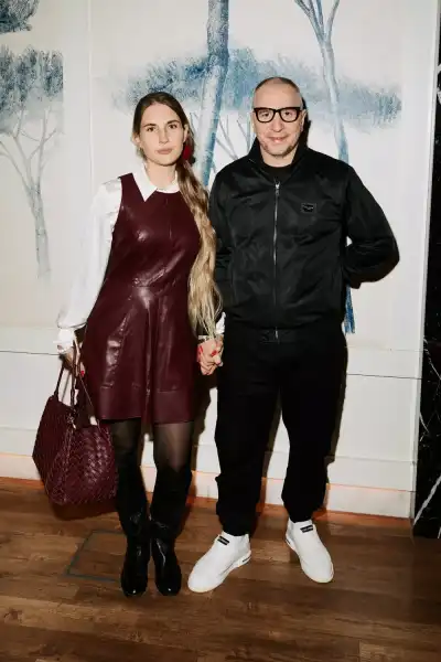 / Світська хроніка Олексій Вчитель, Валерія Гай Германіка та інші зірки кіно на прем'єрі фільму "Брат назавжди" | INFBusiness