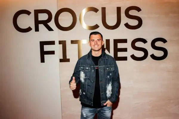 / Світська хроніка Філіп Кіркоров, Діна Аверіна та Дмитро Соловйов, Вікторія Дайнеко та інші на відкритті фітнес-клубу в центрі Москви | INFBusiness