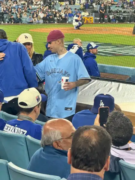 Джастін та Хейлі Бібер помічені на побаченні | INFBusiness