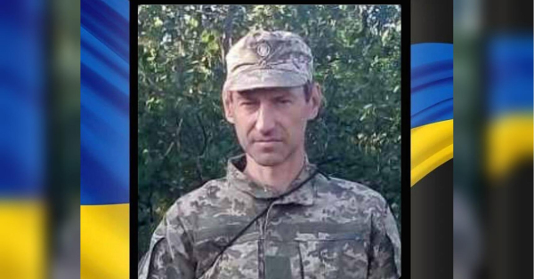 «На щиті» повернувся до рідного міста радист мінометного взводу мотопіхотного батальйону Тарас Солтис. Він був дуже добрим, життєрадісним, завжди допомагав і підтримував. У нього було багато планів, але їм не судилося здійснитися. Воїну навіки 43 роки, повідомляє мер Ковеля Ігор Чайка: Він свідомо обрав шлях захисника з перших днів війни: волинянин загинув у битві за Степногірськ | INFBusiness