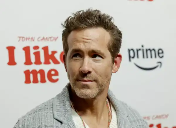 / Новини про зірок Блейк Лайвлі пропустила прем'єру Райана Рейнольдса через подругу | INFBusiness