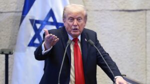 Трамп у своїй промові в Кнесеті рекламує «історичний світанок нового Близького Сходу» | INFBusiness