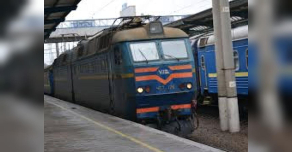 Росія атакувала дроном пасажирський потяг: останні новини