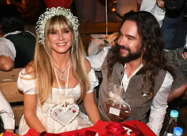 / Новини про зірок Хайді Клум показала свою колекцію костюмів на Хелловін | INFBusiness