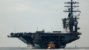 ВМС США: гелікоптер і винищувач ВМС США розбилися у Південнокитайському морі | INFBusiness