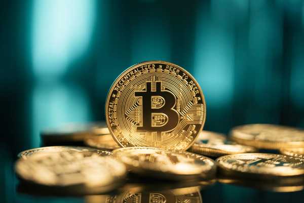 Біткойн чекає напередодні засідання ФРС – чи призведуть Трамп і Сі до змін?