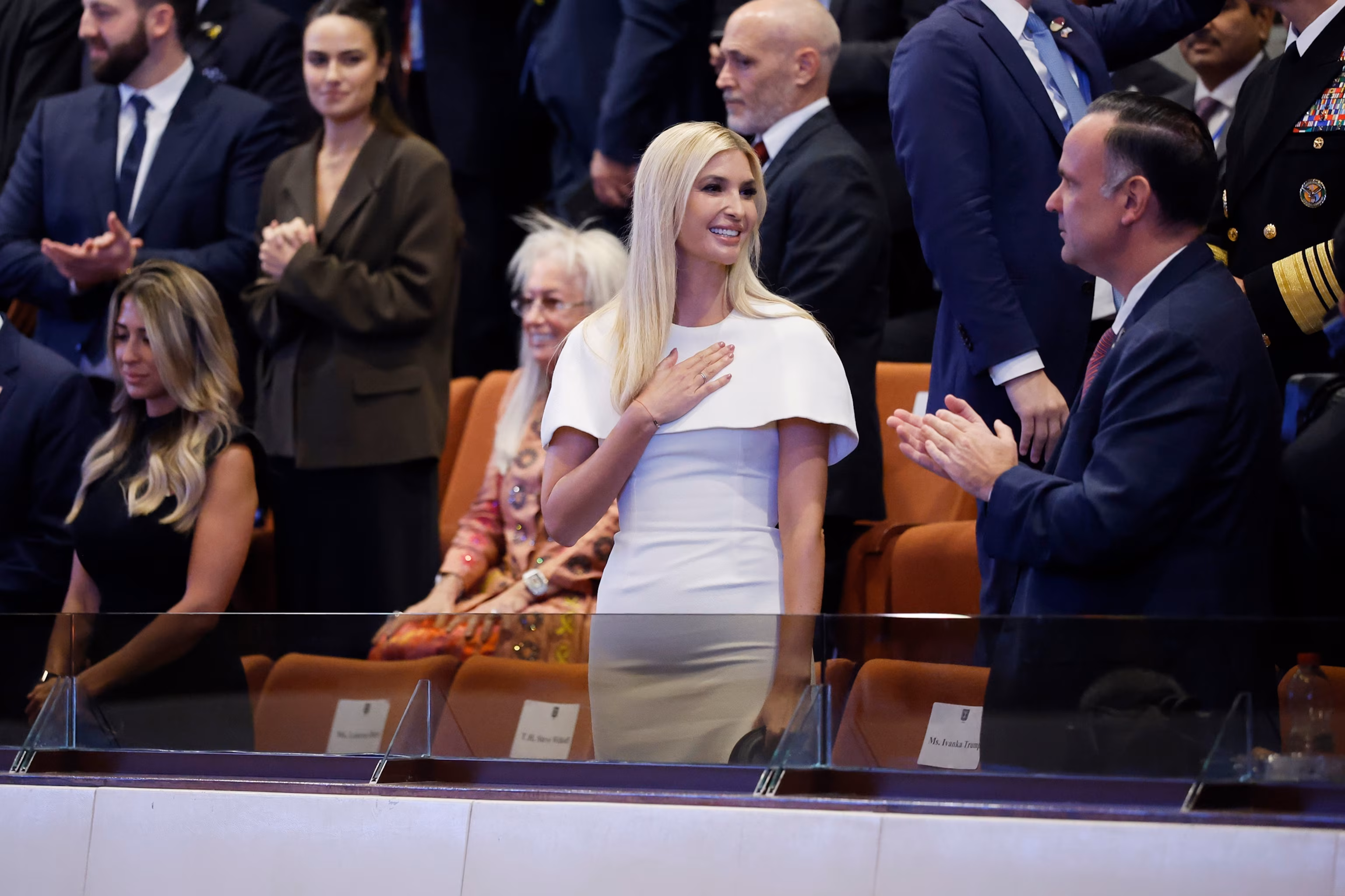Трамп у своїй промові в Кнесеті рекламує «історичний світанок нового Близького Сходу» | INFBusiness