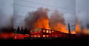 Пішки коліями до станції: ракетні удари та відключення електроенергії знерухомили Полтавщину. | INFBusiness