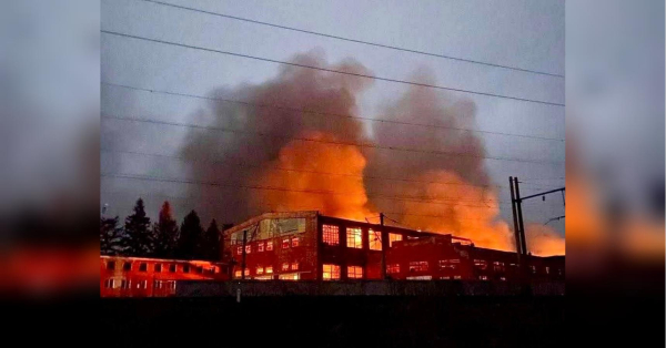 Пішки коліями до станції: ракетні удари та відключення електроенергії знерухомили Полтавщину.