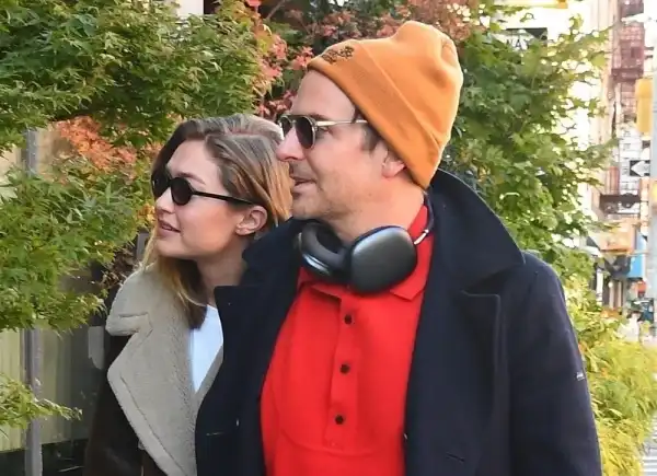 / Новини про зірок Тейлор Свіфт і Джіджі Хадід вирушили на вечірку в нарядах у дусі "Пліткарки" | INFBusiness