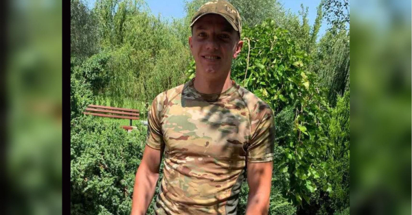 Житомирщина: Рік тому син народився, а тепер Донеччина забрала старшого солдата.