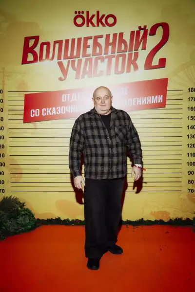 Ілля Соболєв, Філіп Янковський, Дар'я Мельникова, Ассоль та ST: зіркові гості прем'єри другого сезону “Чарівної дільниці” | INFBusiness