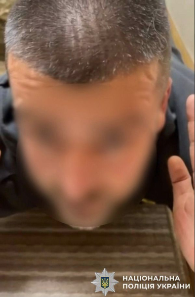 Відправляв "подарунки" з набоями: поліція схопила винного у вибуху на "Укрпошті" в Києві | INFBusiness