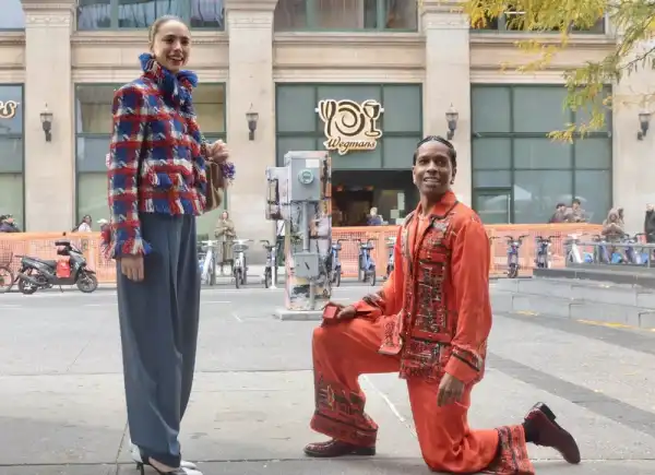 Ріанна вперше після третіх пологів вийшла на килимову доріжку | INFBusiness