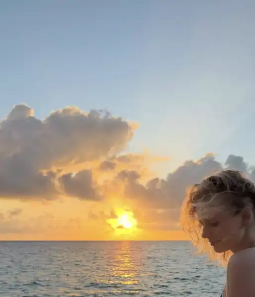 Саша Бортич продемонструвала постать на відпочинку з коханим | INFBusiness