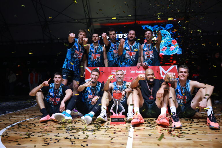Завершився перший сезон King Media Basket за підтримки betking: перемогу здобула команда First HOTC
