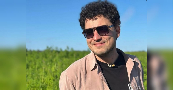 Емоції закоханості: відомий інфлюенсер чекає на дитину