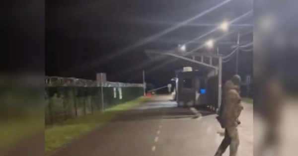 На Закарпатті військовозобов’язаний на автотранспорті форсував українсько-угорський рубіж (відеозапис)