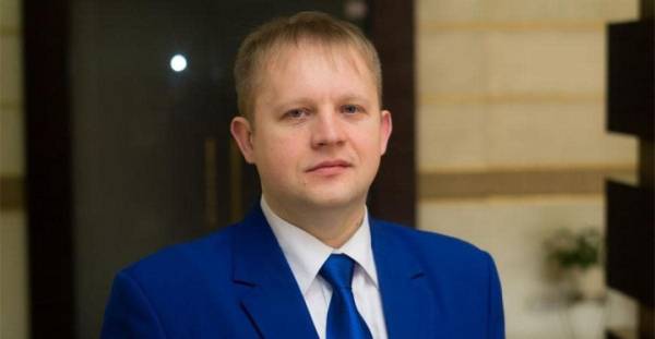 Зміни цін на пальне: зростання є, але катастрофи не станеться 13.11.2025 12:20 Укрінформ Українців закликають зберігати спокій: паливної скрути ані восени, ані взимку не передбачається Ціни на бензин: підйом є, катастрофи не буде. | INFBusiness