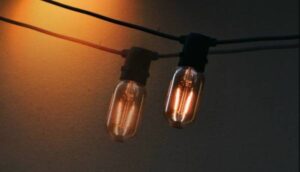 Укренерго повідомляє: Графіки знеструмлень сьогодні застосовуються по всій країні, 24/7. | INFBusiness