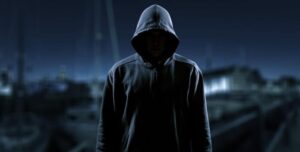 В Оболонському районі Києва: чутки про нападника з синім волоссям, що краде жіноче взуття. | INFBusiness