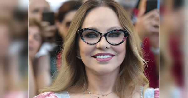 Орнелла Муті, 70 років, після тривалої перерви знову на людях (знімки)