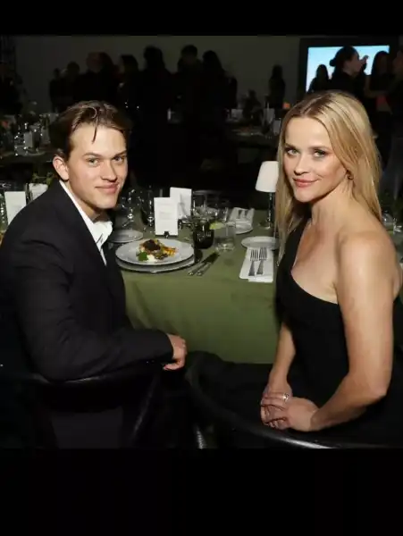 Різ Уізерспун розсекретила, як відсвяткує 50-річчя | INFBusiness