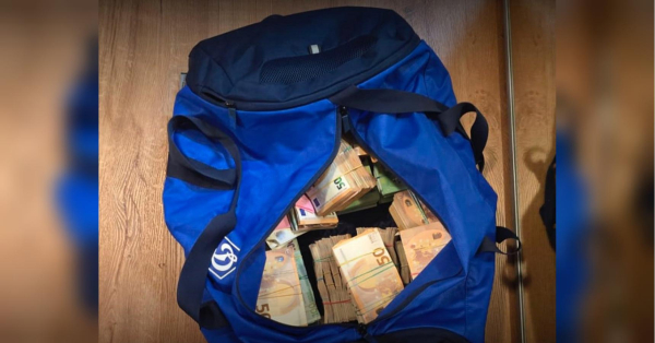 НАБУ проводить обшуки: соратник Зеленського, Міндіч, зник; міністр Галущенко у вирі скандалу.