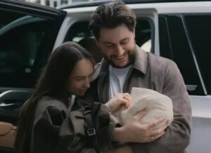 Марі Краймбрері в інтерв'ю Даві: "Скільки емоцій мені дарує наша дитина!" | INFBusiness