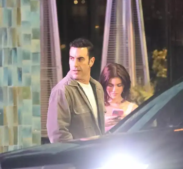 / Зіркові пари Саша Барон Коен зустрічається з дівчиною, яка молодша за нього на 28 років | INFBusiness