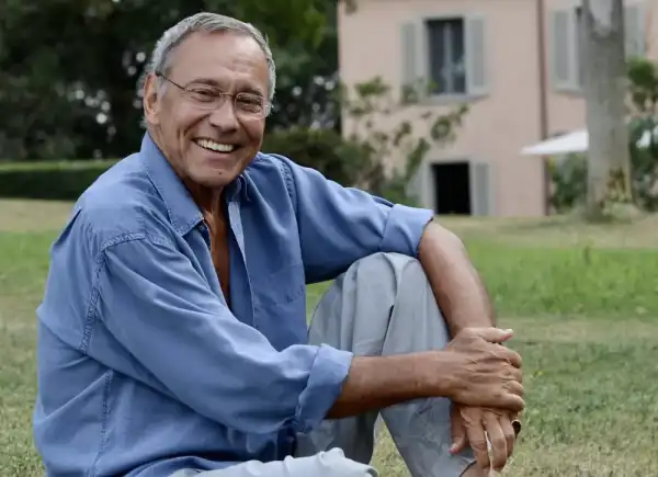 / Зіркові пари Саша Барон Коен зустрічається з дівчиною, яка молодша за нього на 28 років | INFBusiness