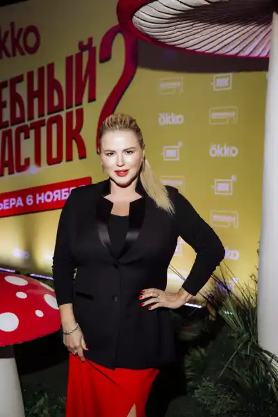 Ілля Соболєв, Філіп Янковський, Дар'я Мельникова, Ассоль та ST: зіркові гості прем'єри другого сезону “Чарівної дільниці” | INFBusiness