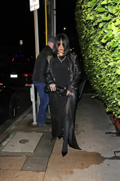 Ріанна та A$AP Rocky сходили на побачення в образах у стилі “Матриці” | INFBusiness