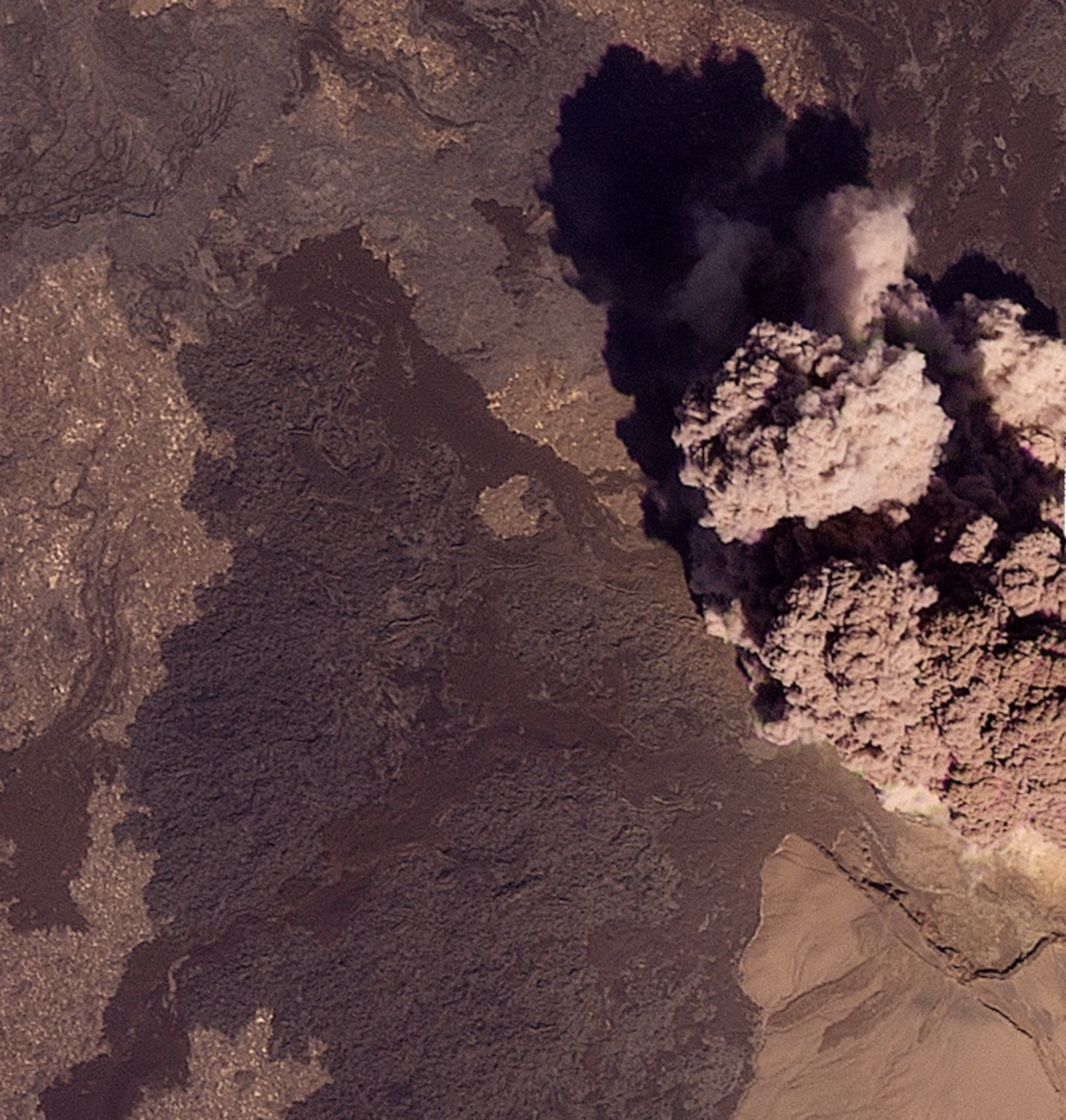 Цей вулкан щойно вивергся вперше за 10 000 років | INFBusiness