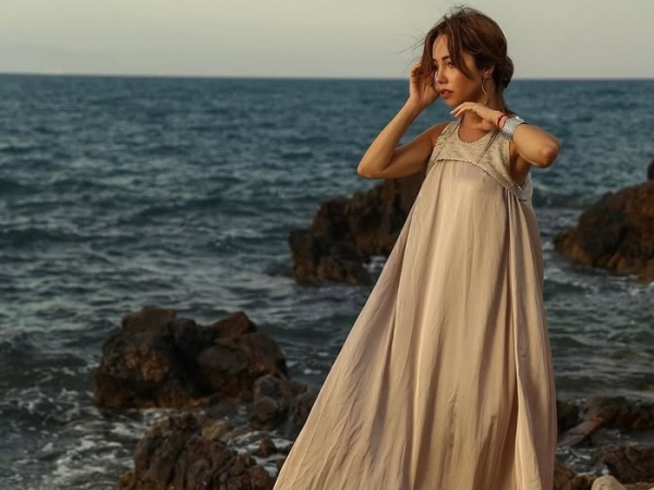 Знаменита артистка балету, член журі шоу «Танці з зірками» Катерина Кухар, котра вразила щирістю, звернулася до інтернету. У власному профілі в соціальній мережі вона поділилася тим, що відчуває в даний час. Згідно зі словами Катерини, їй хочеться «заховатися» від зайвих поглядів та належати виключно собі. Зірка балету шокувала: в її душі - випалена земля. | INFBusiness