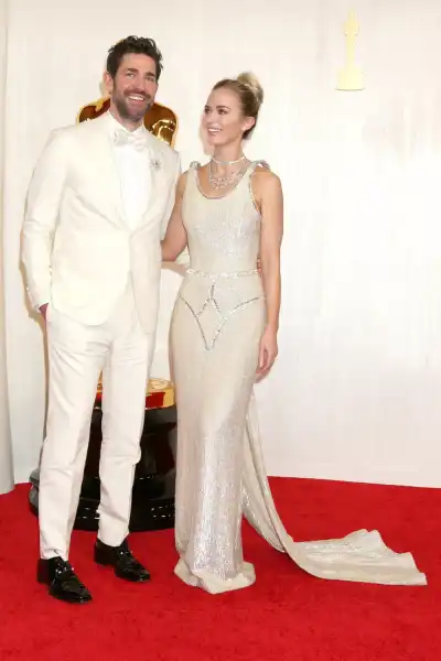 / Зіркові пари Емілі Блант дала рідкісний коментар про чоловіка | INFBusiness