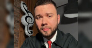 "Жахливо": відомий вокаліст втратив дар мови. | INFBusiness