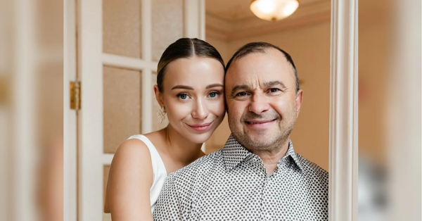 “Мабуть, не випадково”: жінка популярного актора про появу малюка