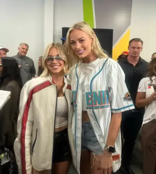 Сідні Суїні зустрілася з колишнім нареченим | INFBusiness