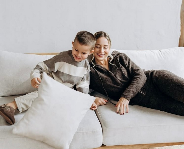 "Мабуть, не випадково": жінка популярного актора про появу малюка | INFBusiness