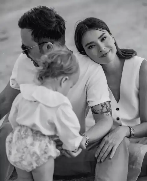 Олексій Чадов зворушливо звернувся до дружини з особливого приводу | INFBusiness