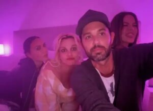 Брітні Спірс повеселилася на піжамній вечірці із сестрами Кардаш'ян | INFBusiness